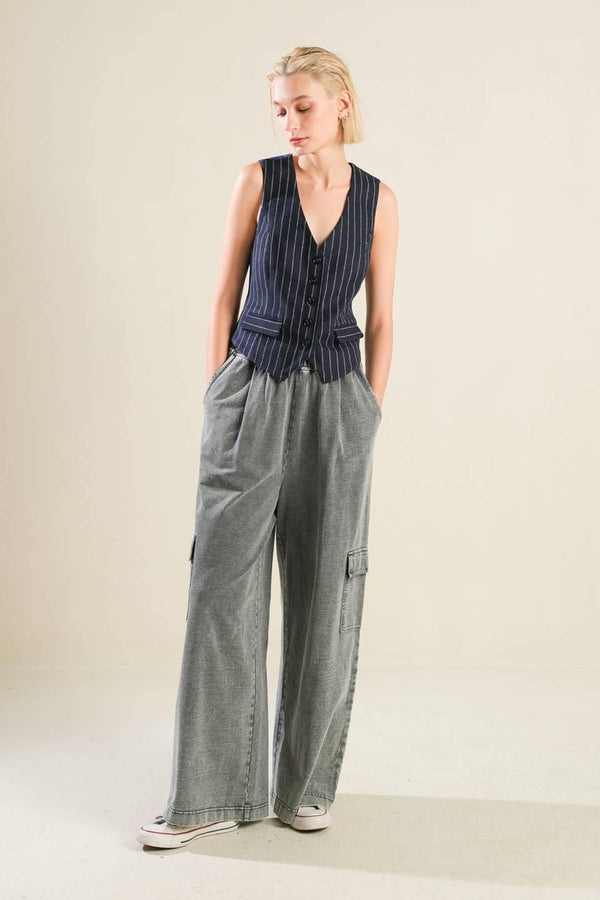 FOREVER CONNECTED WOVEN VEST.