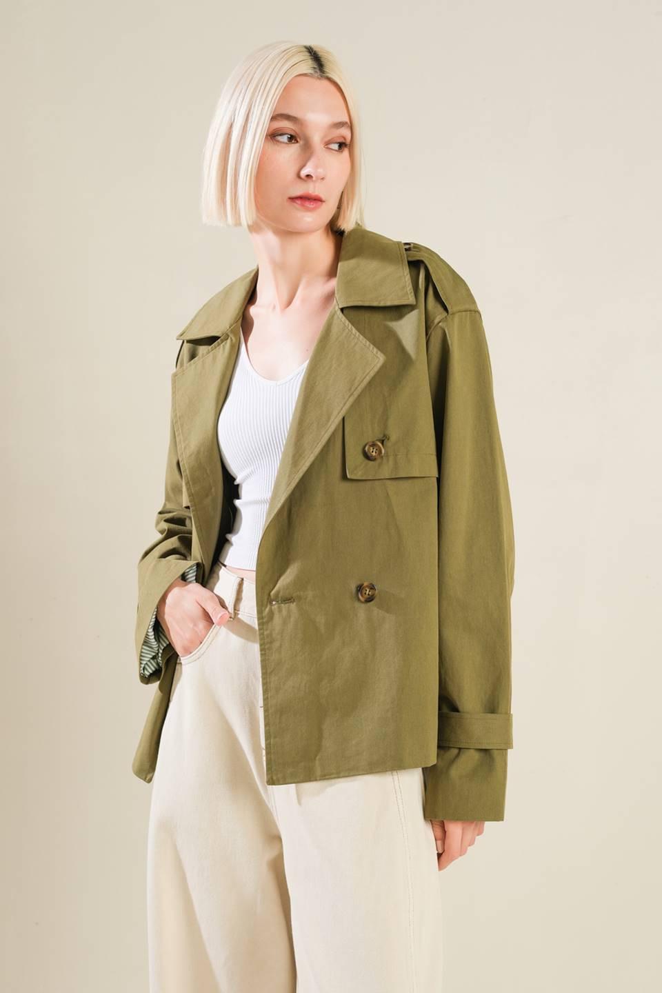 HIDDEN REFLECTIONS WOVEN JACKET.