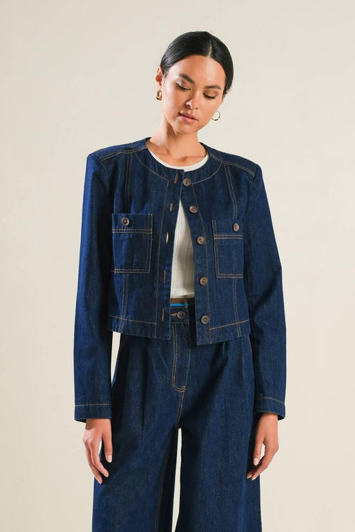 CRISP CANVAS DENIM JACKET.