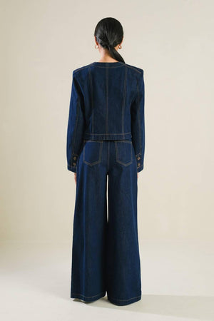CRISP CANVAS DENIM JACKET.