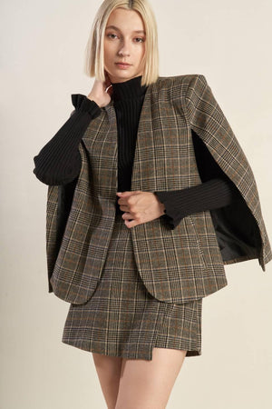 ETERNAL DEVOTION  WOOLEN CAPELET.