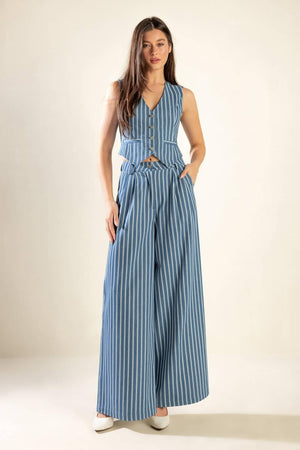FRAMES OF BLISS WOVEN VEST - Flying Tomato - JACKETS - Freemarket