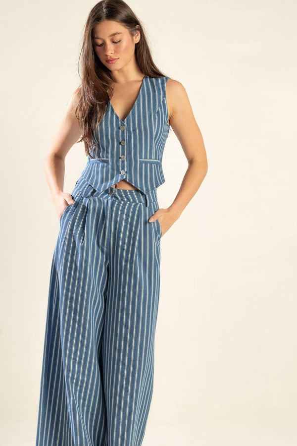 FRAMES OF BLISS WOVEN VEST - Flying Tomato - JACKETS - Freemarket