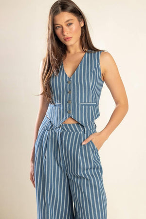FRAMES OF BLISS WOVEN VEST - Flying Tomato - JACKETS - Freemarket