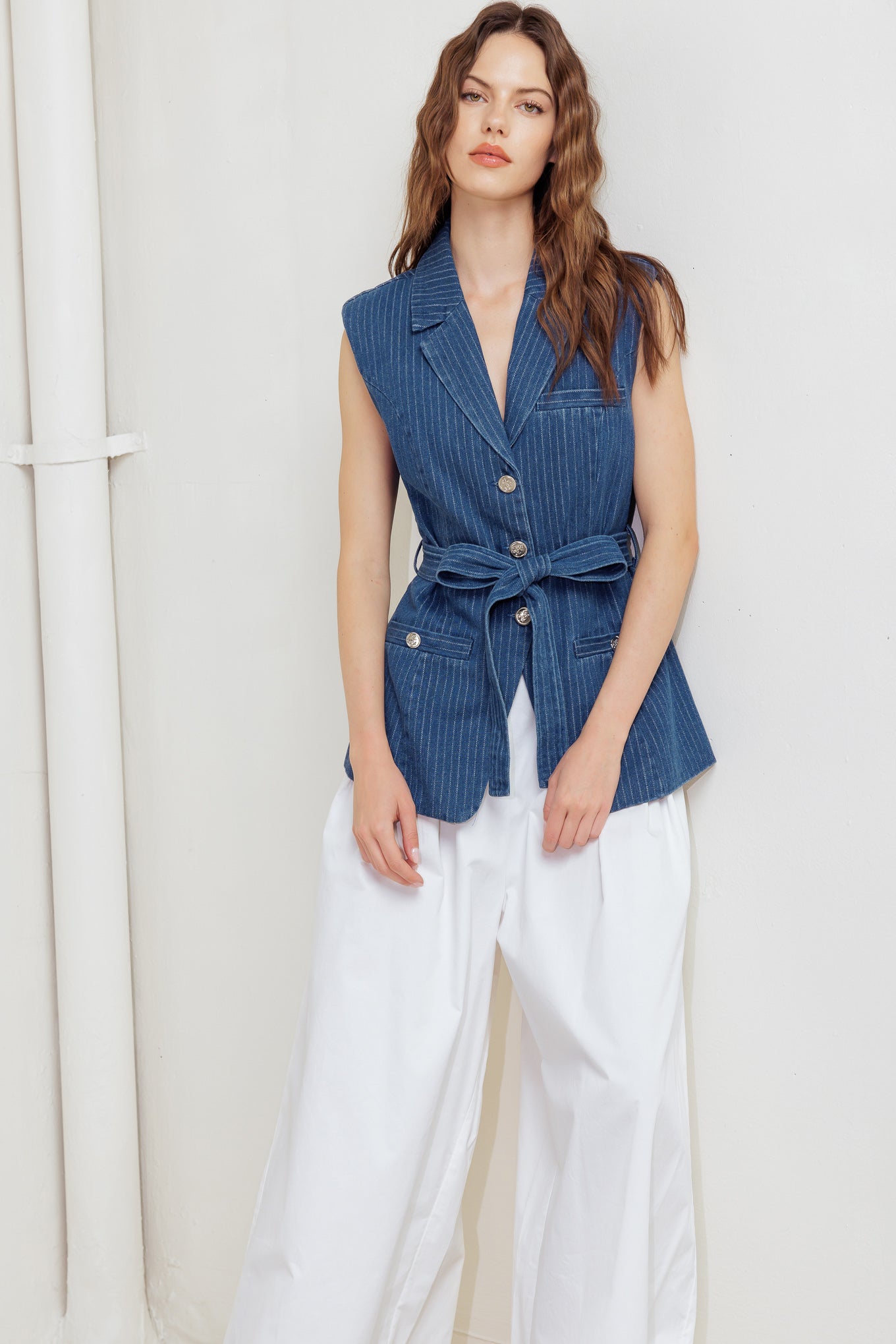 BLUE MUSE WOVEN VEST