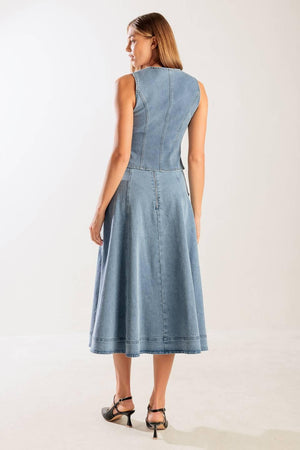AT FIRST GLANCE DENIM VEST.