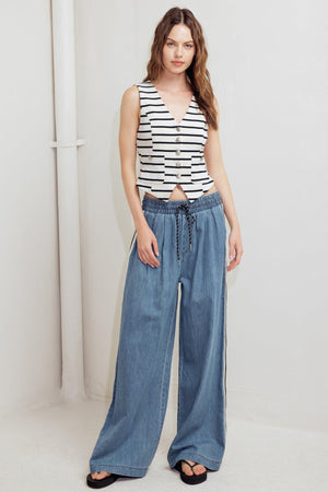 MARINE CHIC WOVEN VEST.