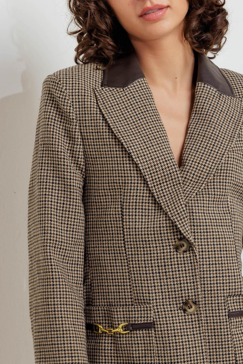 PREPPY EDGE WOVEN JACKET.