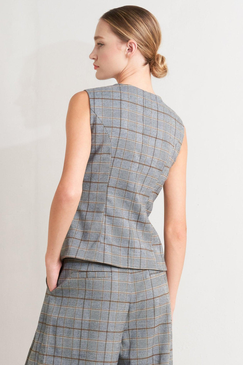NEW AGE WOVEN VEST.
