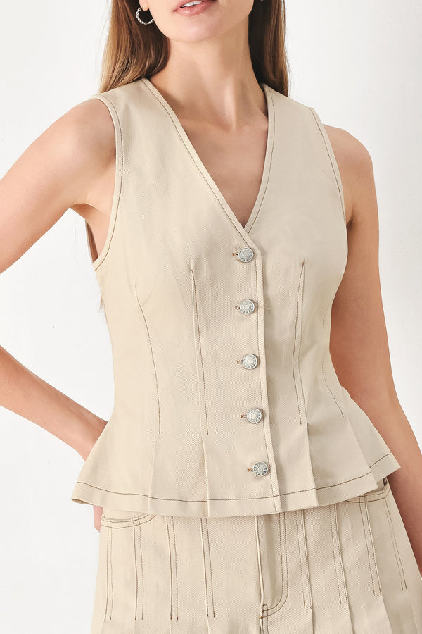 SOFT POWER WOVEN VEST.