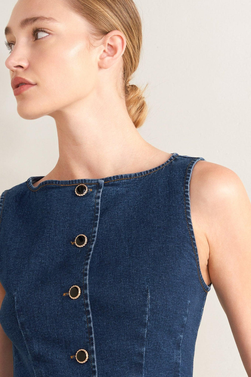 RETRO STREET DENIM VEST.
