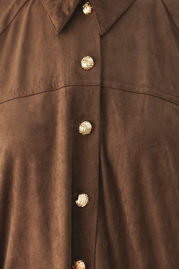 A model wearing a brown corduroy short-sleeve button-up shirt | FREEMARKET