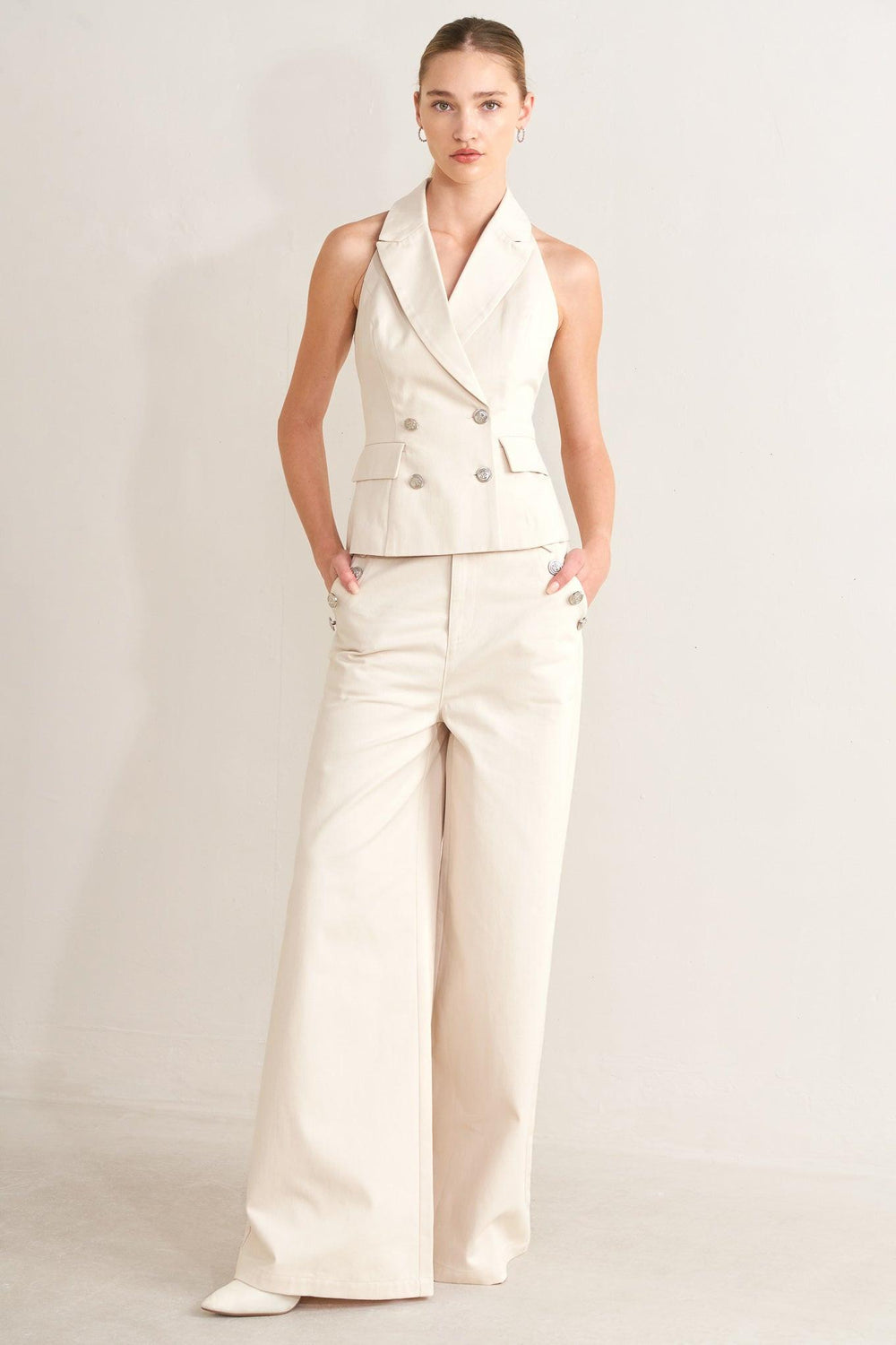 RUNWAY TAILORED WOVEN VEST.