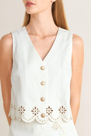 SEAFOAM SCALLOP WOVEN VEST.