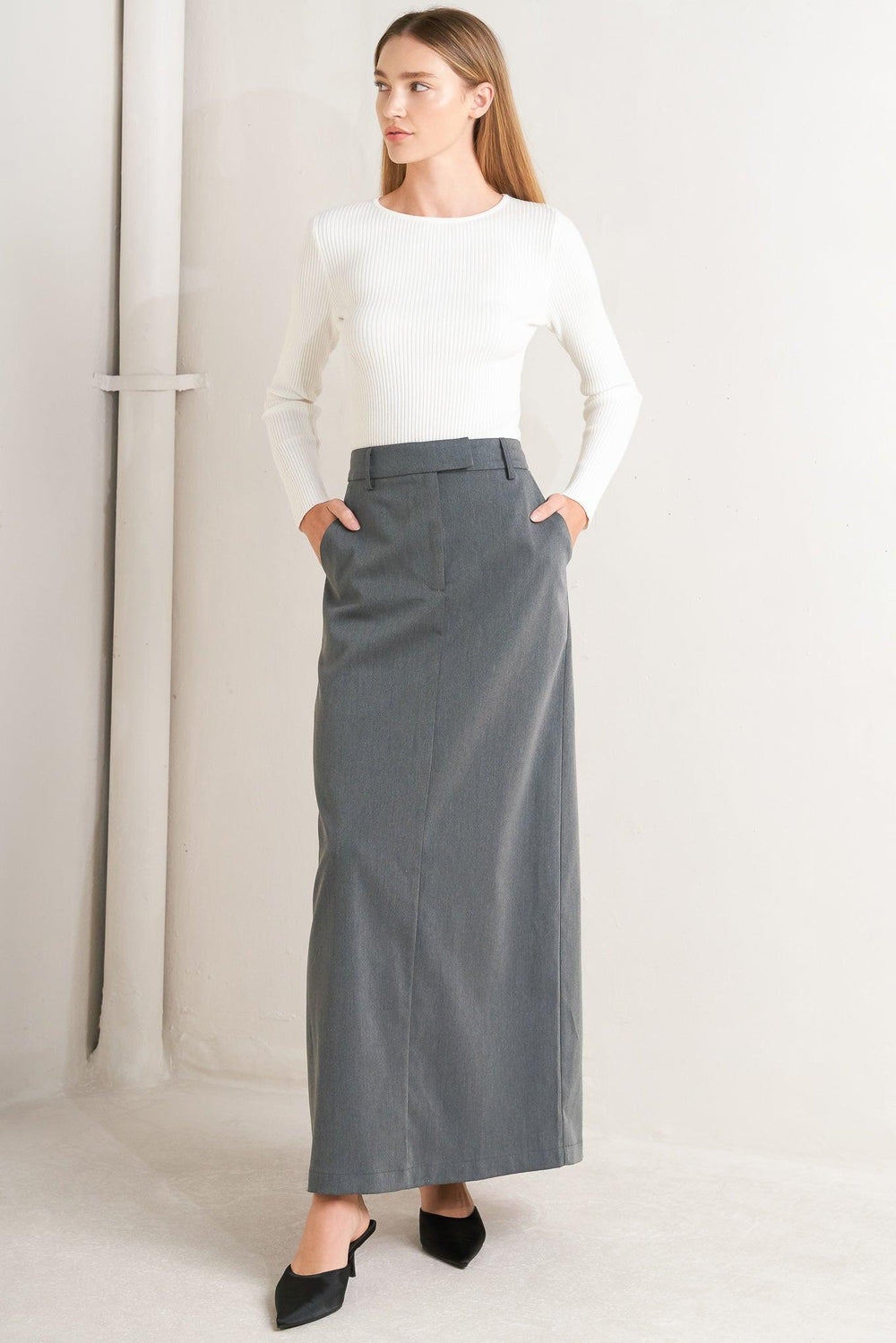 CELEBRATION TIME WOVEN SKIRT.