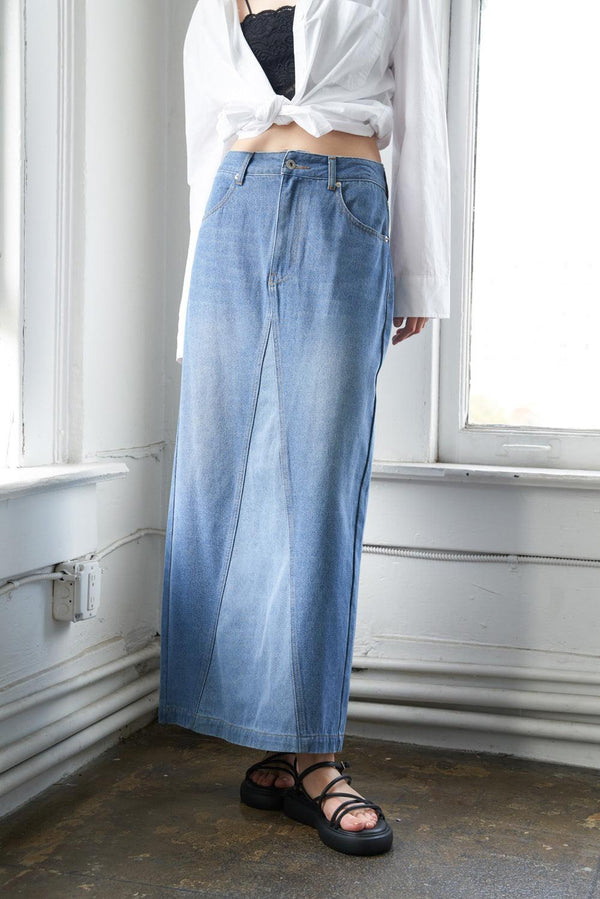 A LEAP OF FAITH MIDI DENIM SKIRT.