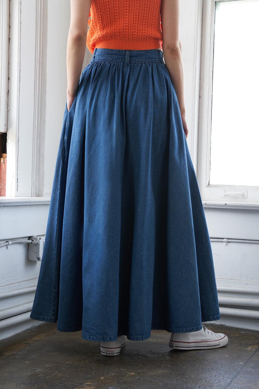 NEVER HOLDING BACK DENIM MIDI SKIRT.