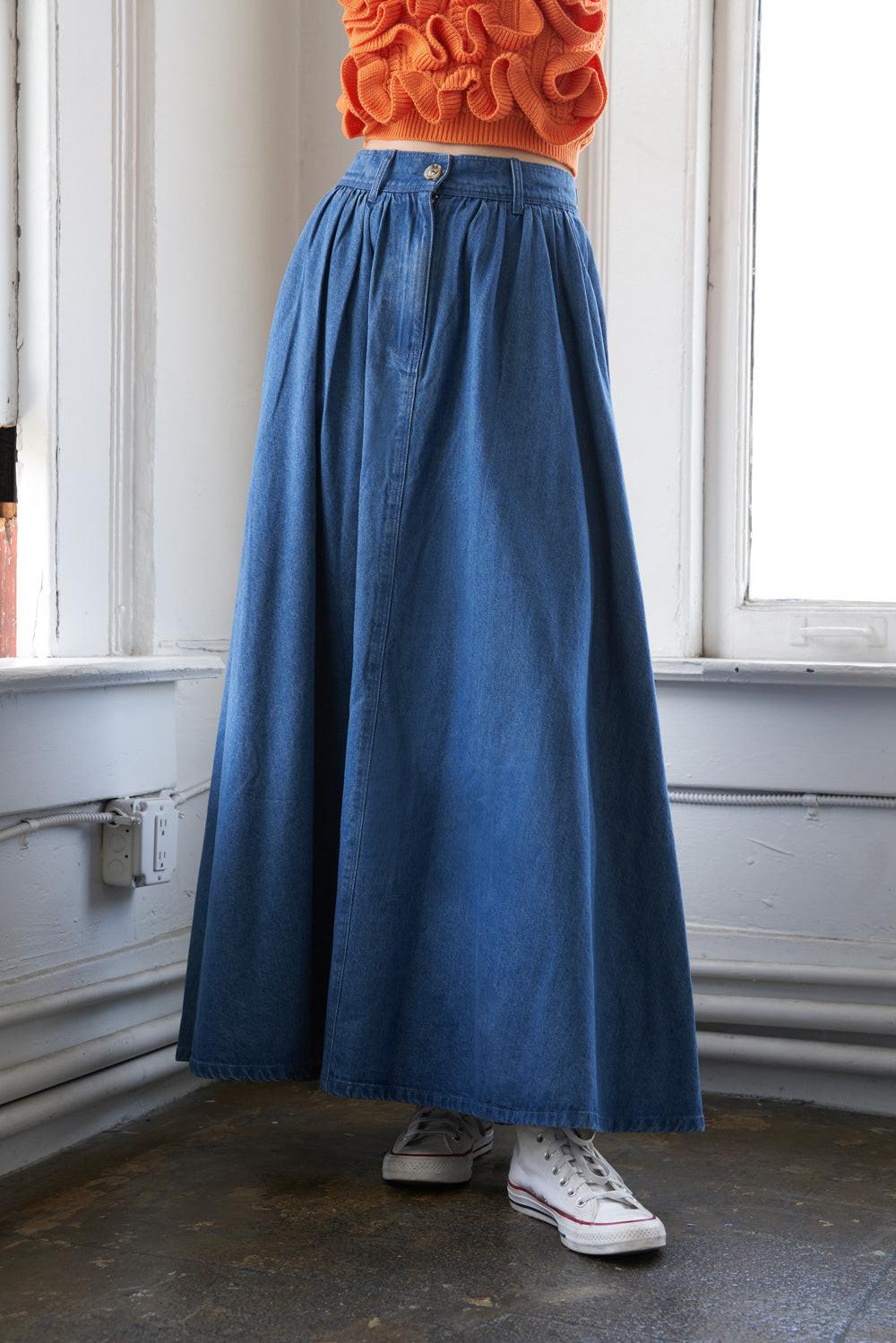 NEVER HOLDING BACK DENIM MIDI SKIRT.