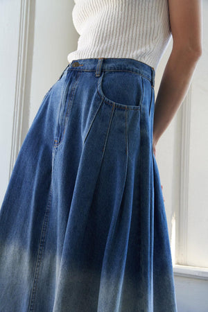 STATE OF MIND DENIM MIDI SKIRT.