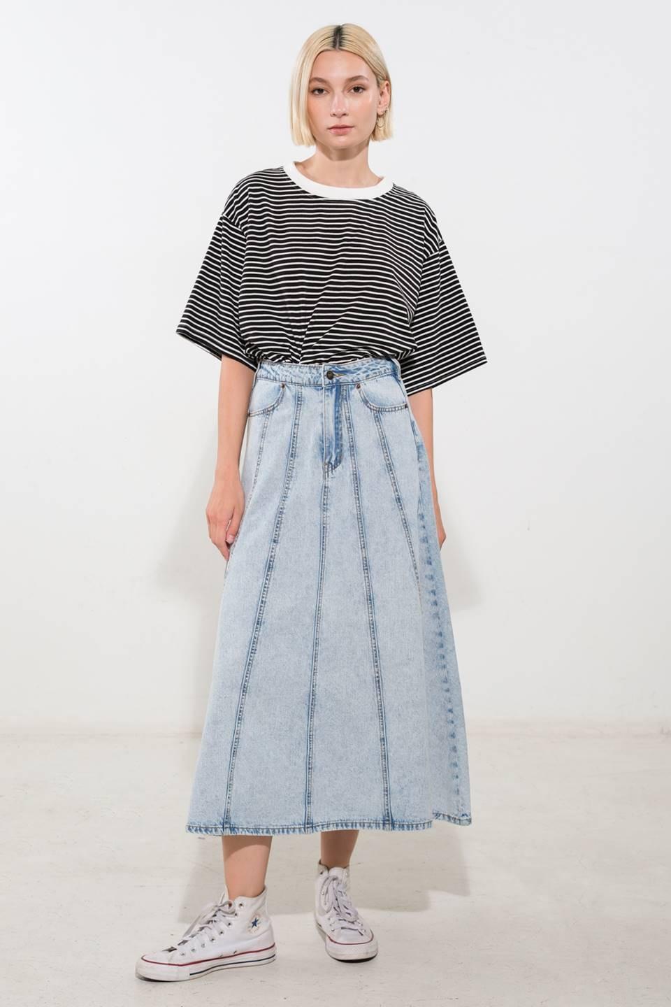 URBAN COWGIRL DENIM MIDI SKIRT.