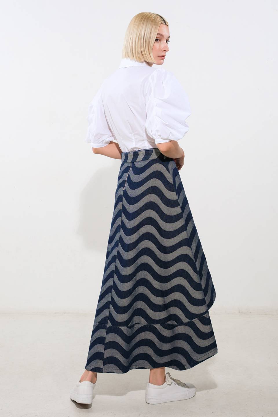 CAN’T BE OUTDONE HI-LO MIDI SKIRT