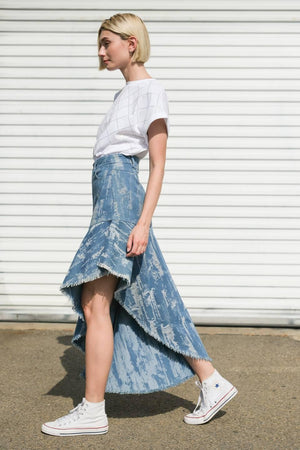 BREEZY ADORATION DENIM SKIRT.