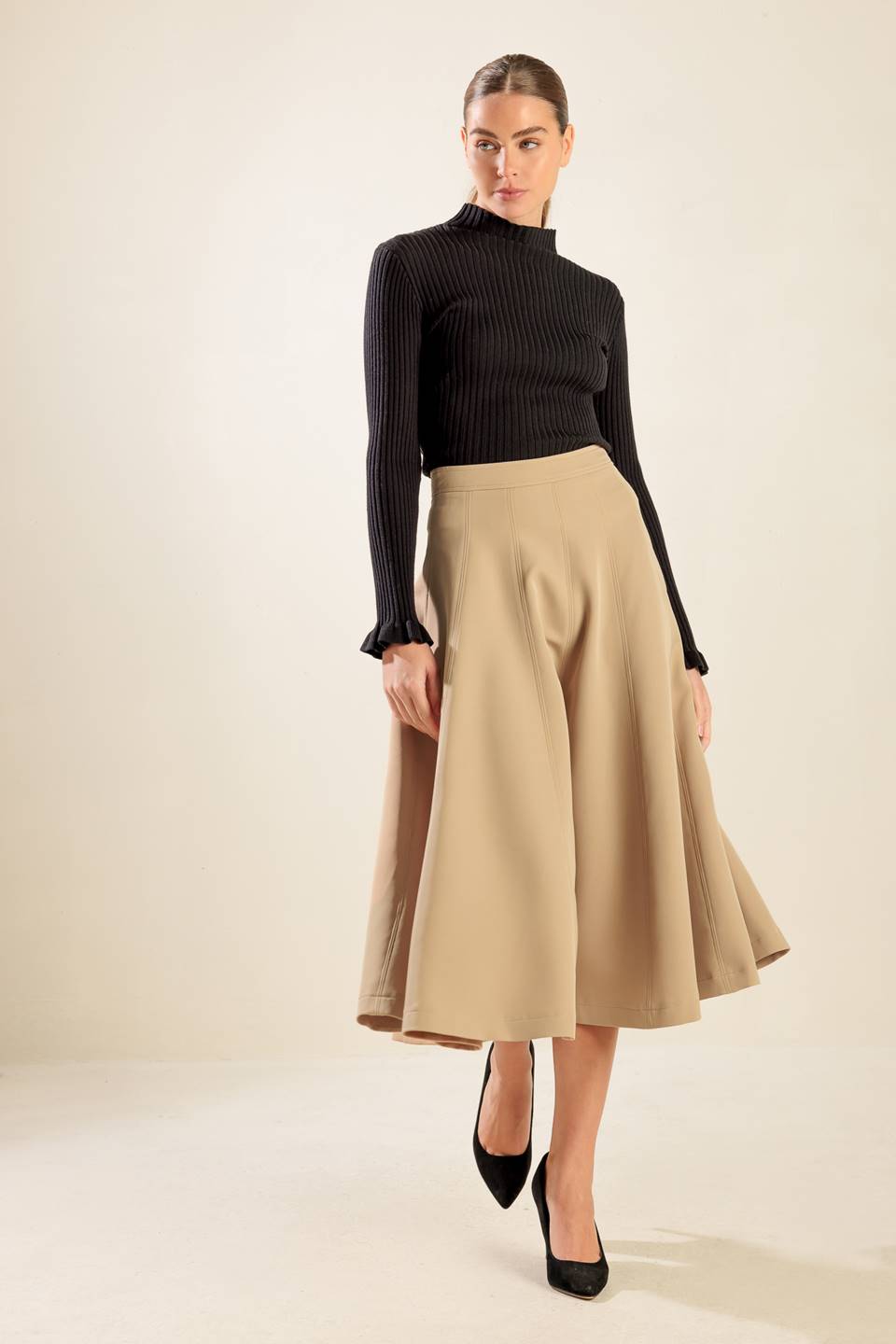 FALLING INTO BLISS WOVEN MIDI SKIRT