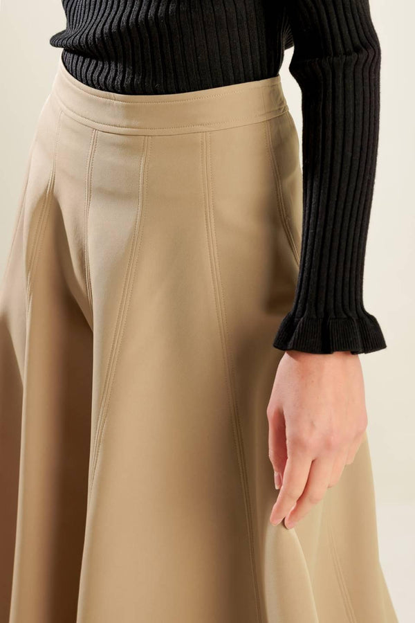 FALLING INTO BLISS WOVEN MIDI SKIRT.