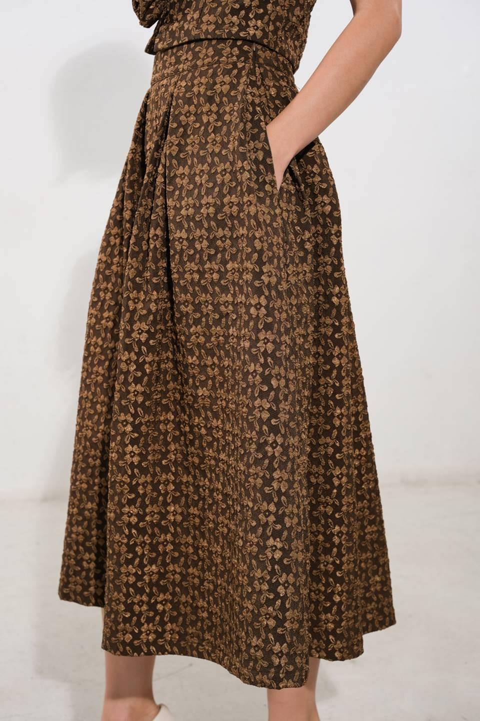 UPGRADED EVENT WOVEN MIDI SKIRT.