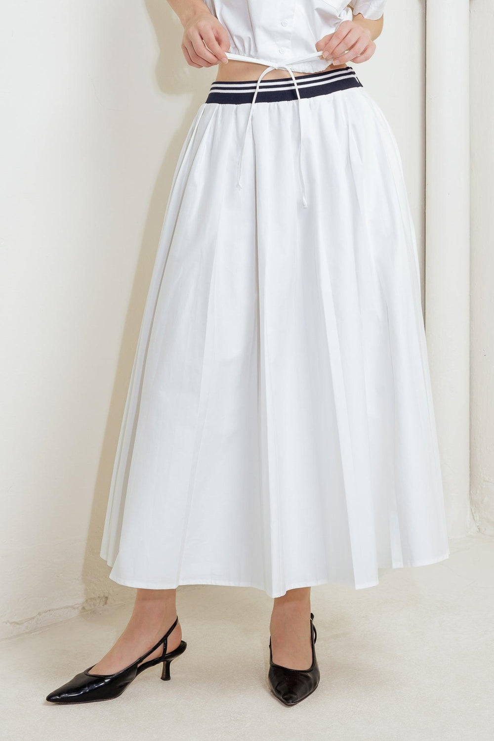 COASTAL COLLAR WOVEN MIDI SKIRT.