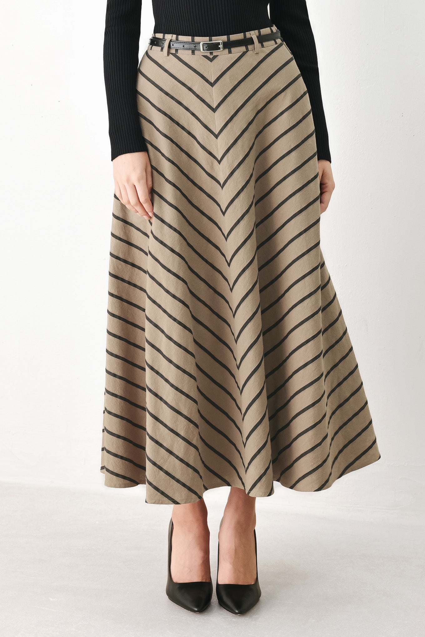 WEEKEND VIBE STRIP WOVEN MIDI SKIRT