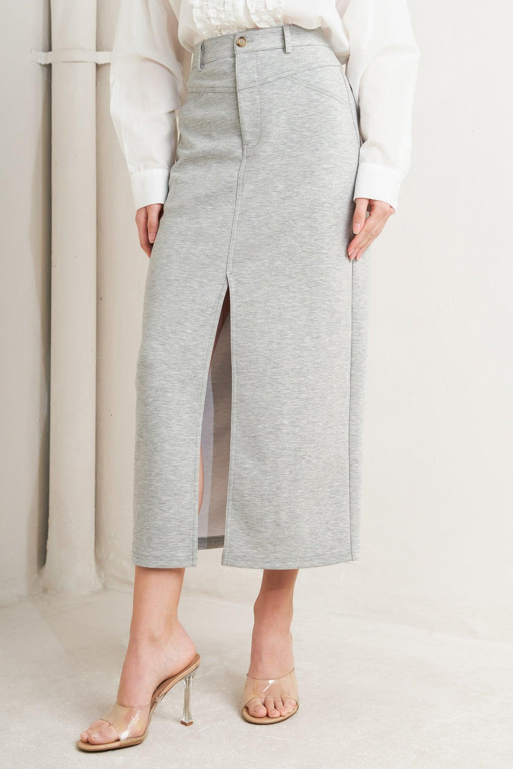 LOVELY BY NATURE KNIT MIDI SKIRT.