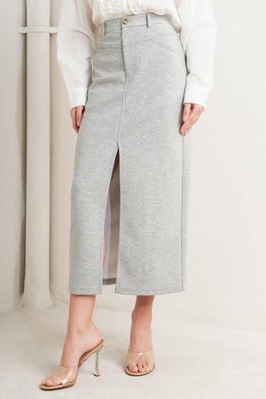 LOVELY BY NATURE KNIT MIDI SKIRT.