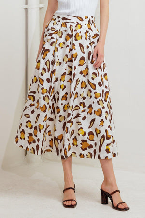 A printed woven full skirt with side zipper closure