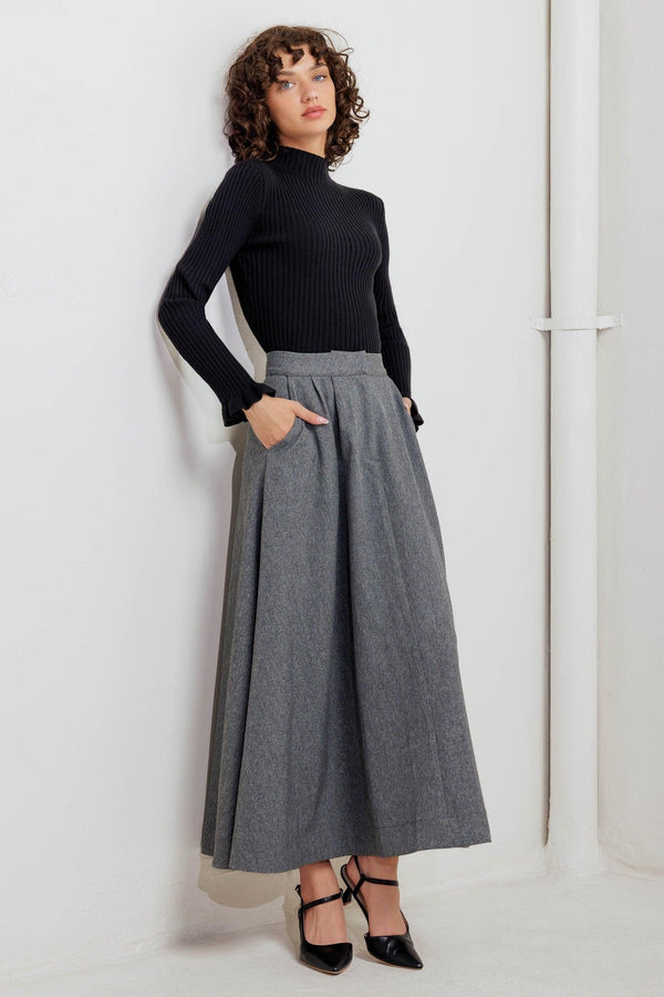 TIMELESS LOOK WOVEN MIDI CIRCLE SKIRT.