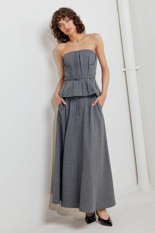 TIMELESS LOOK WOVEN MIDI CIRCLE SKIRT.
