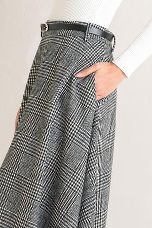 CITY CHECKLINE WOOLEN WOVEN MIDI SKIRT.