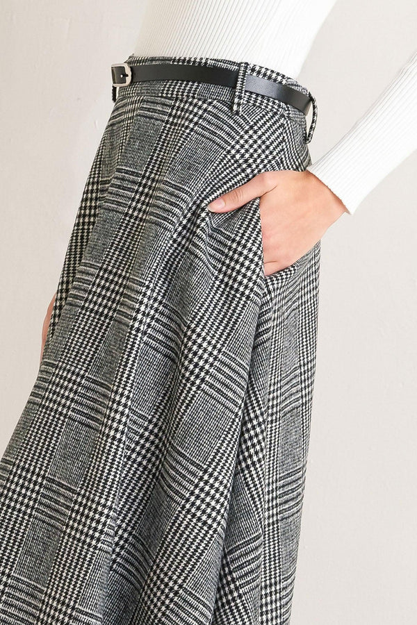 CITY CHECKLINE WOOLEN WOVEN MIDI SKIRT.