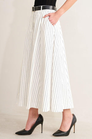 UPTOWN STRIPE WOVEN MDI CIRCLE SKIRT.