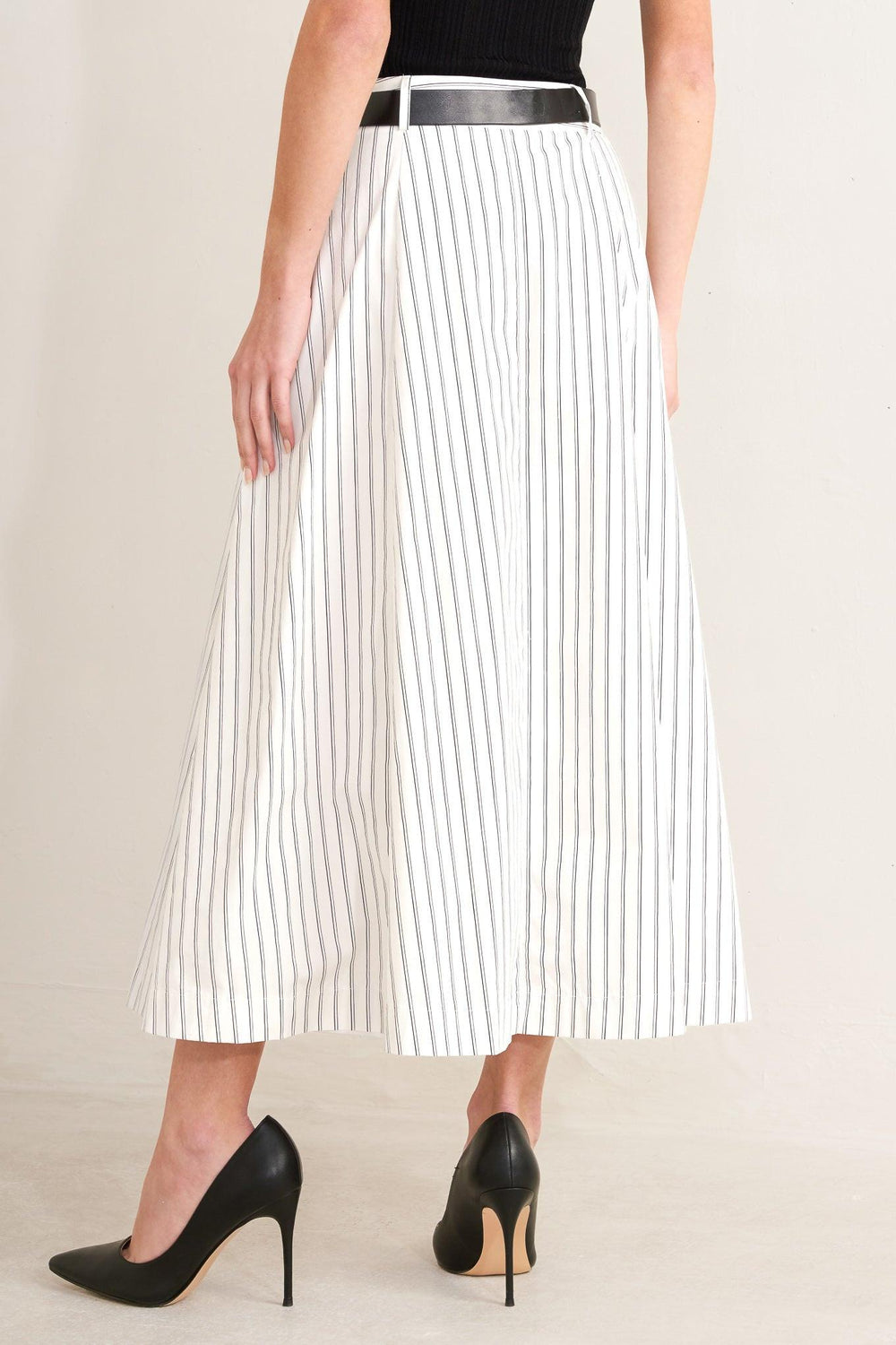 UPTOWN STRIPE WOVEN MDI CIRCLE SKIRT.