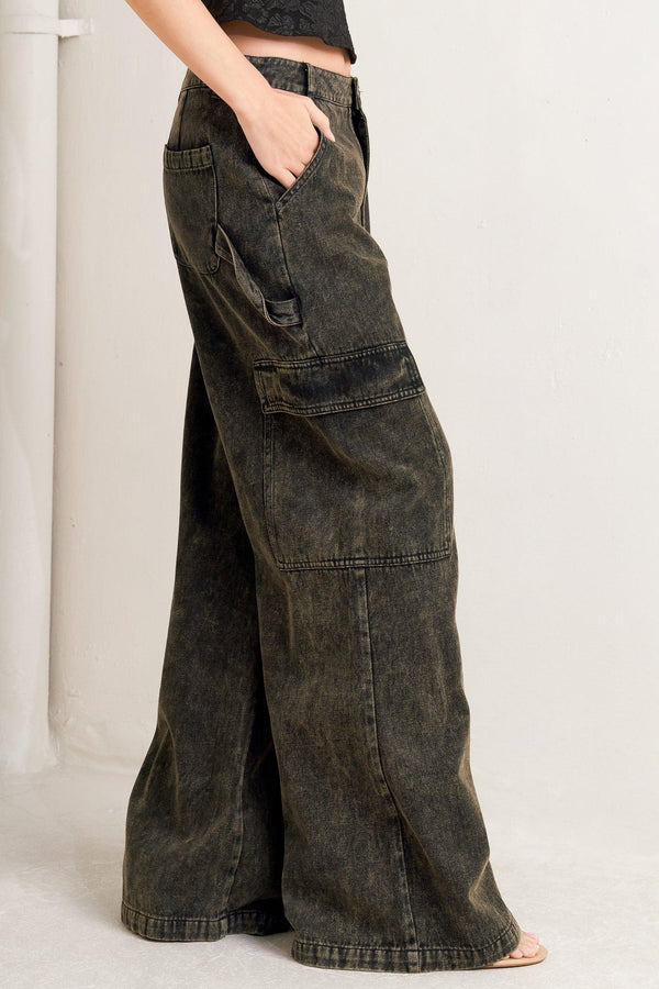 CAN'T BLAME ME GARGO DENIM PANTS.