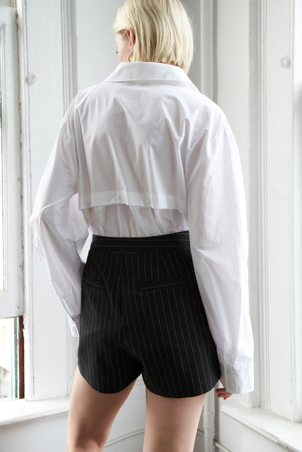 SMALL TOWN ROOTS WOVEN SKORT.