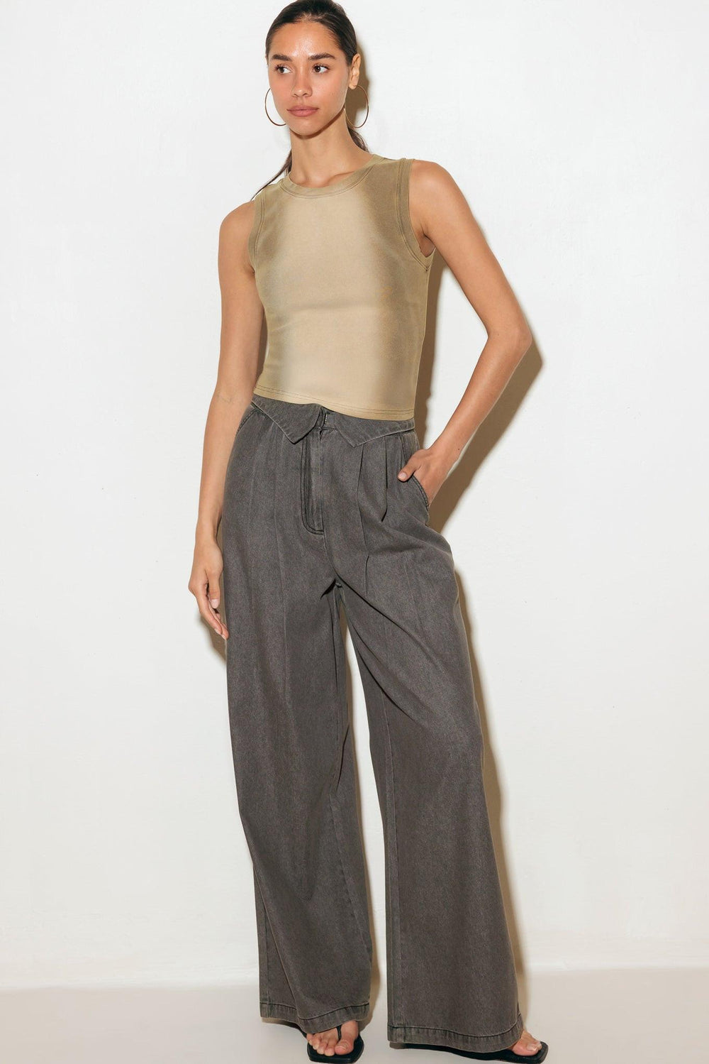 WEEKEND WANDERER DENIM PANTS.