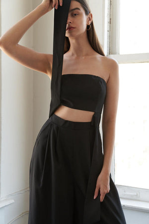 SPRINGTIME SERENADE WOVEN JUMPSUIT.