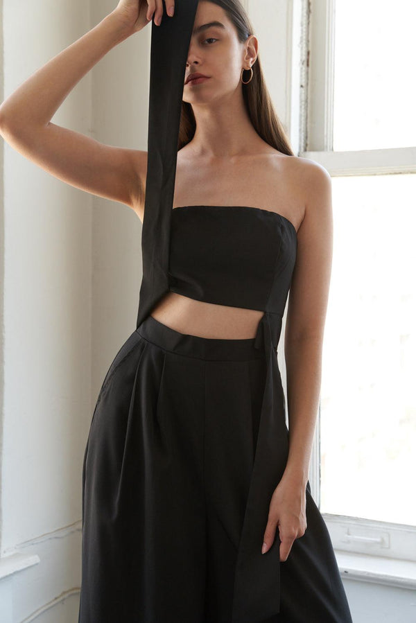 SPRINGTIME SERENADE WOVEN JUMPSUIT.