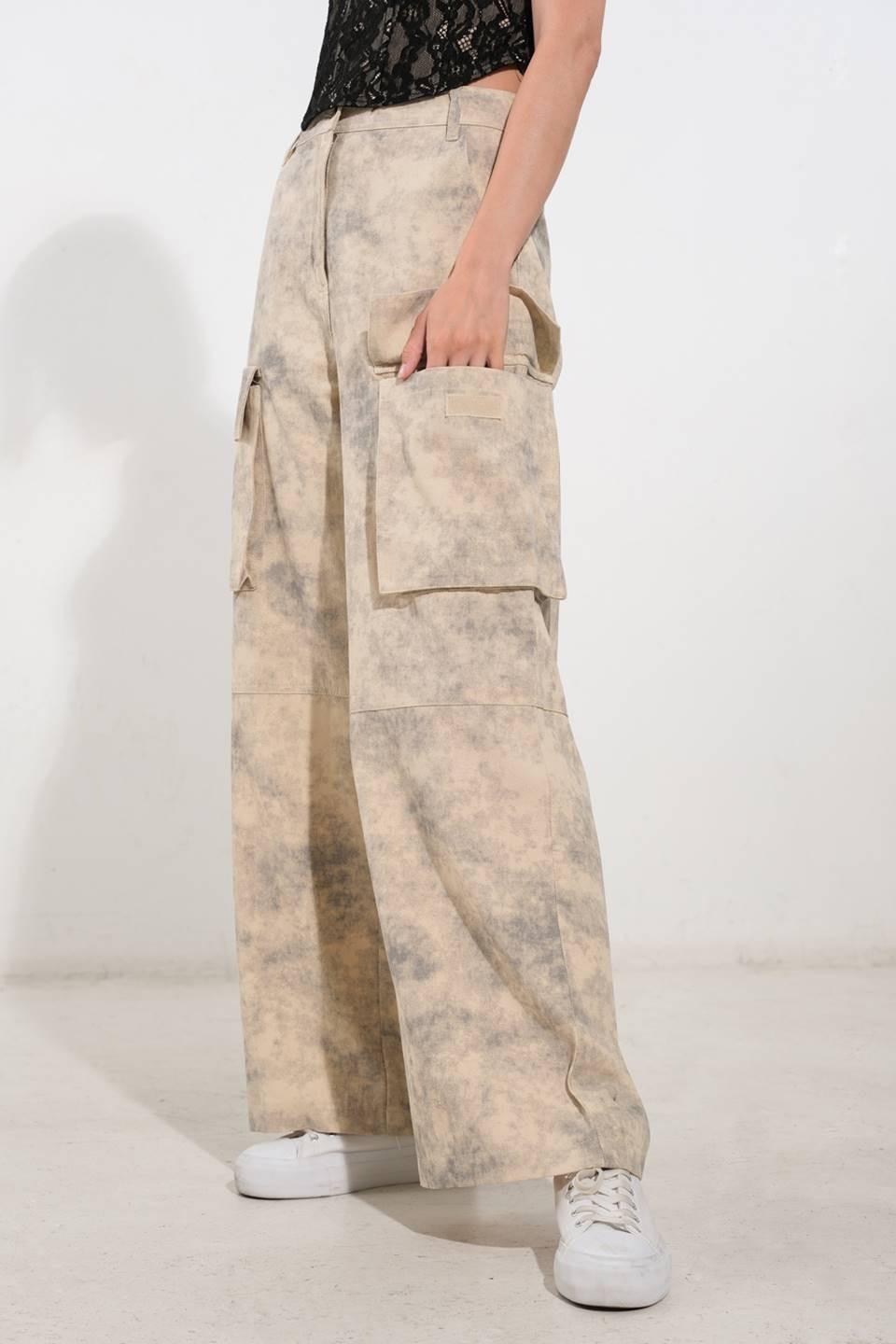 IN THE SPOTLIGHT WOVEN PANTS.
