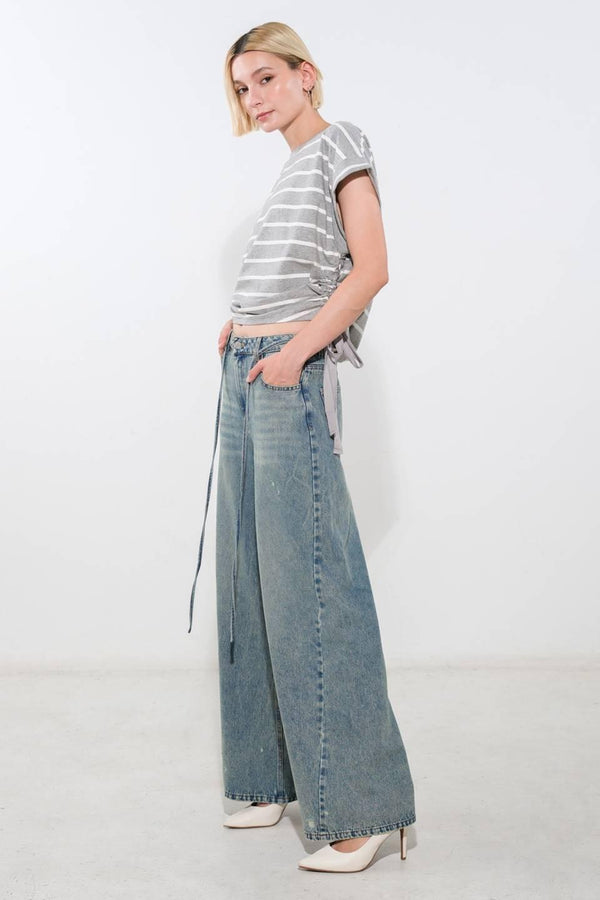 INSPIRING ALLURE DENIM PANTS.