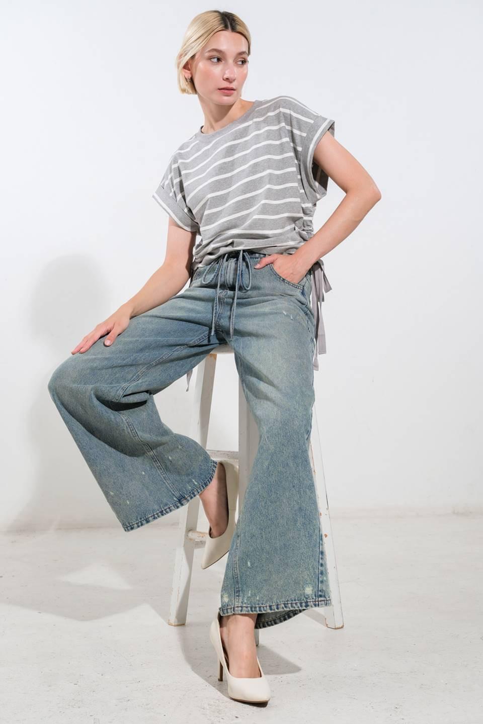 INSPIRING ALLURE DENIM PANTS.