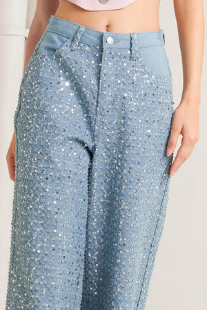 LOVING EVERYDAY DENIM PANTS.