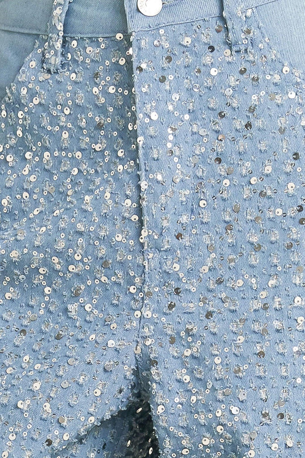 LOVING EVERYDAY DENIM PANTS.